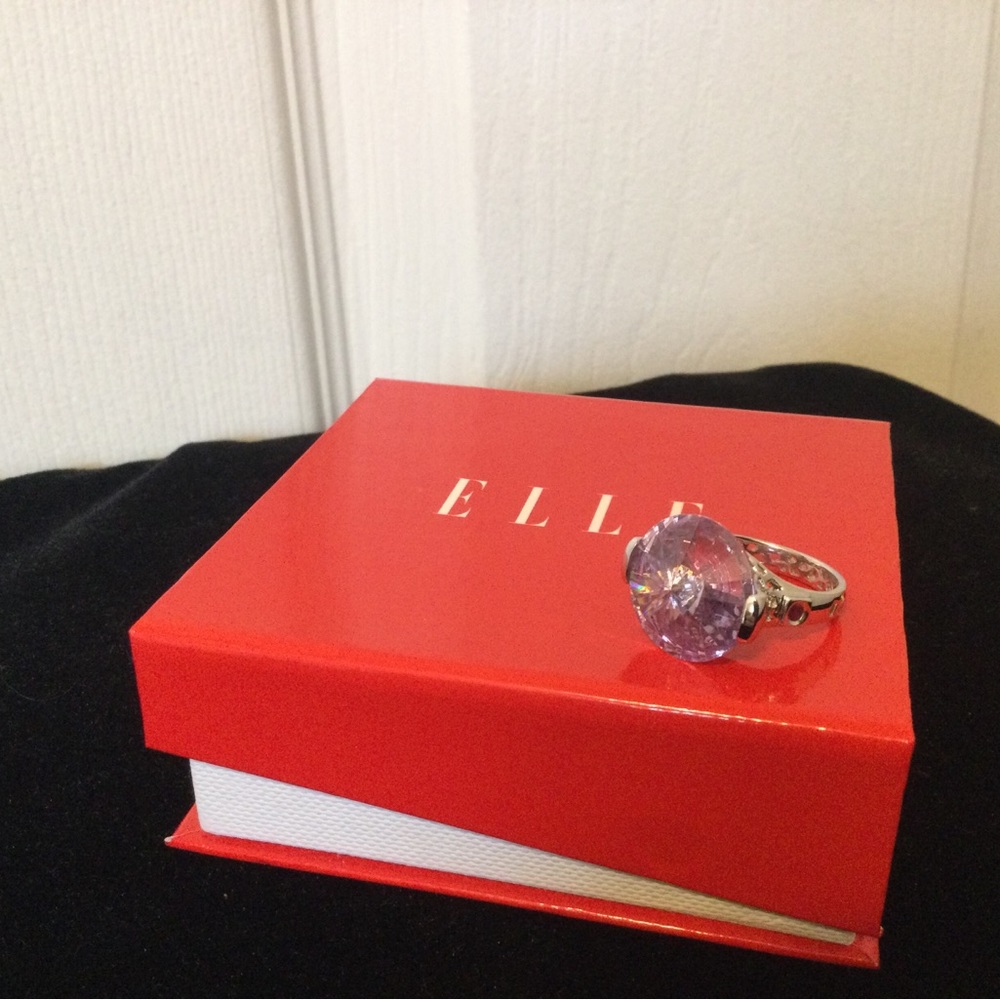 ELLE Crystal Ring, Size 7